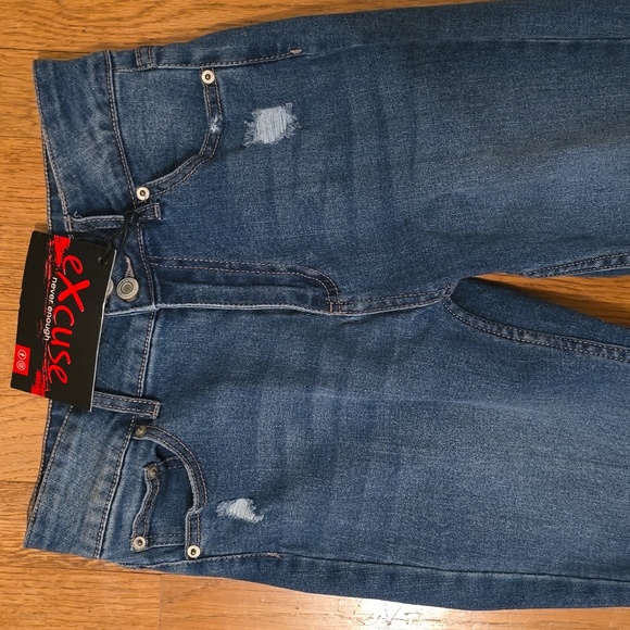 EXCUSE BRAND WOMEN'S JUNIOR SIZE BLUE DISTRESSED JEANS SIZE 3/26W - Picture 4 of 12